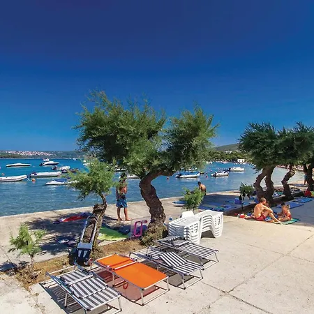 Apartment Gorgeous In Krk With Wifi Punat
