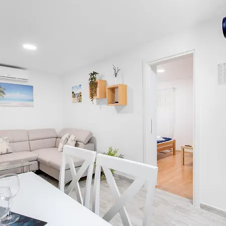 Gorgeous In Krk With Wifi Apartment Punat