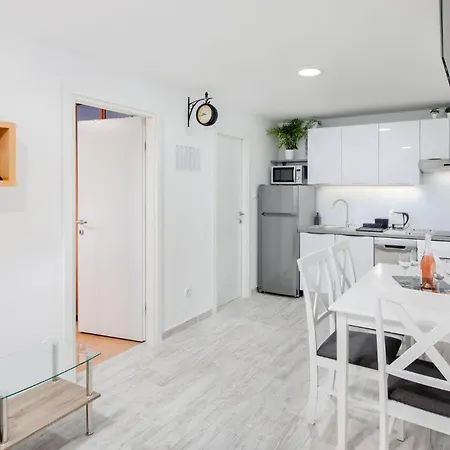 Apartment Gorgeous In Krk With Wifi