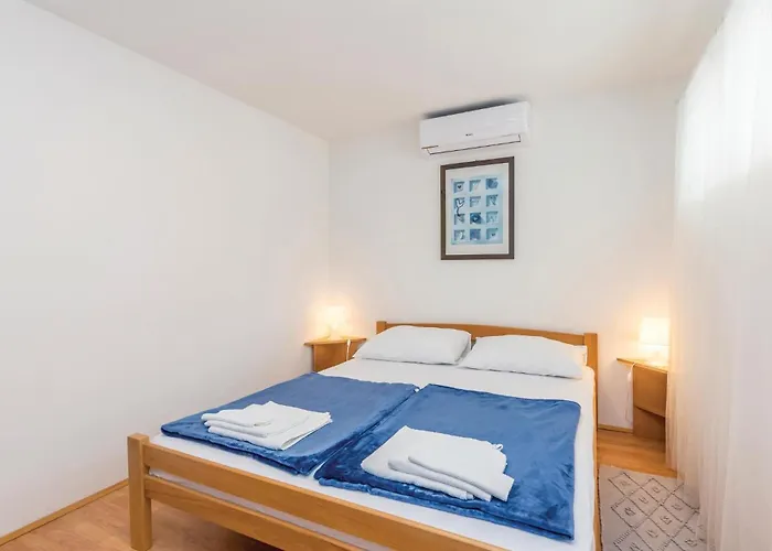 1 Bedroom Amazing In Krk